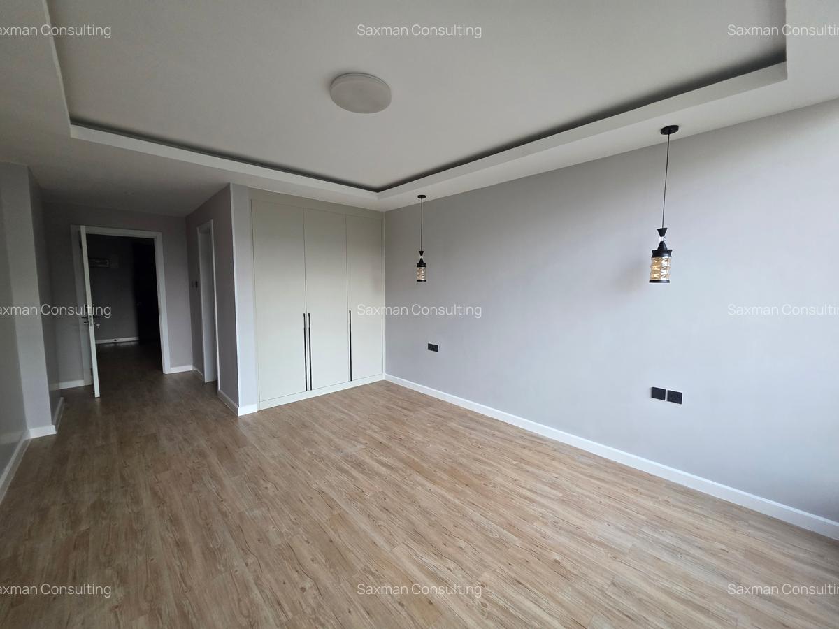 3 Bed Apartment with En Suite in Westlands Area - 3