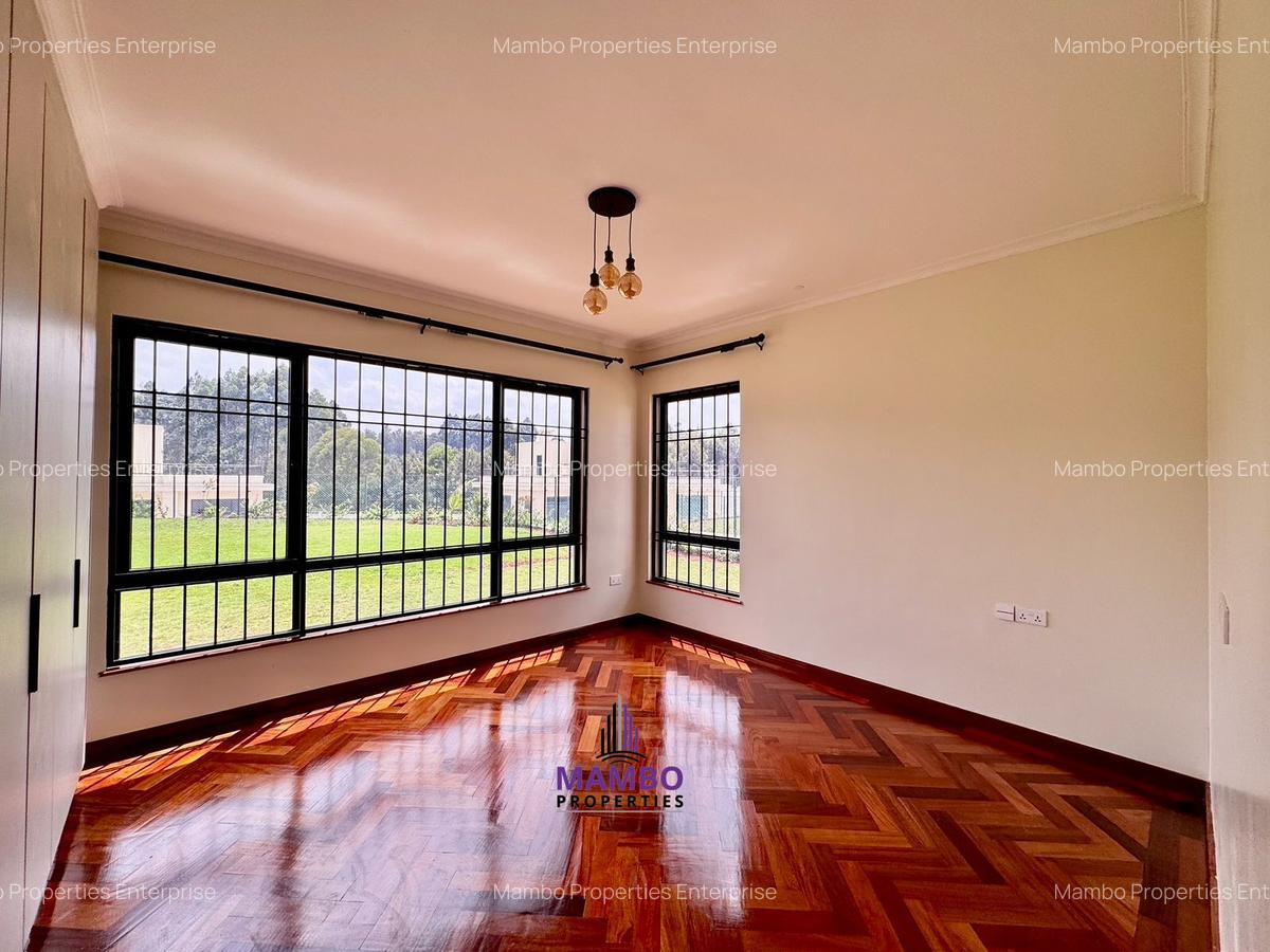 5 Bed Villa with En Suite at Westlands - 10