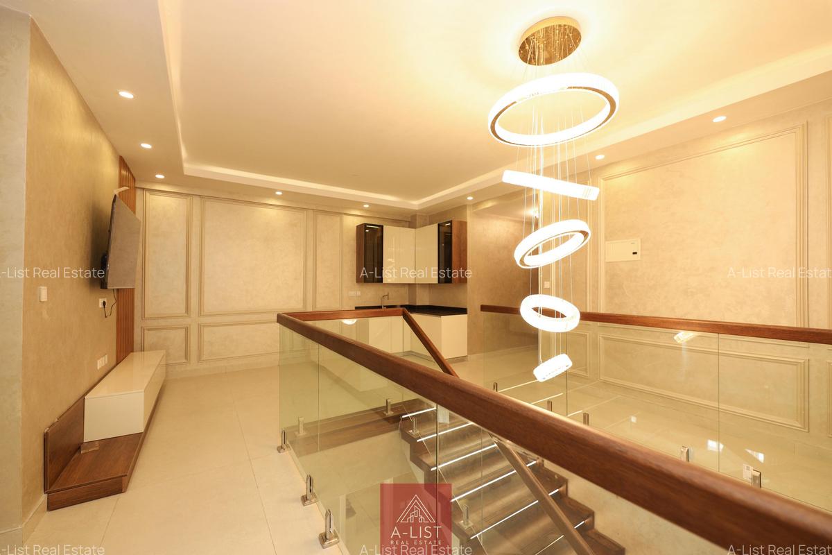 4 Bed Apartment with En Suite at General Mathenge - 16
