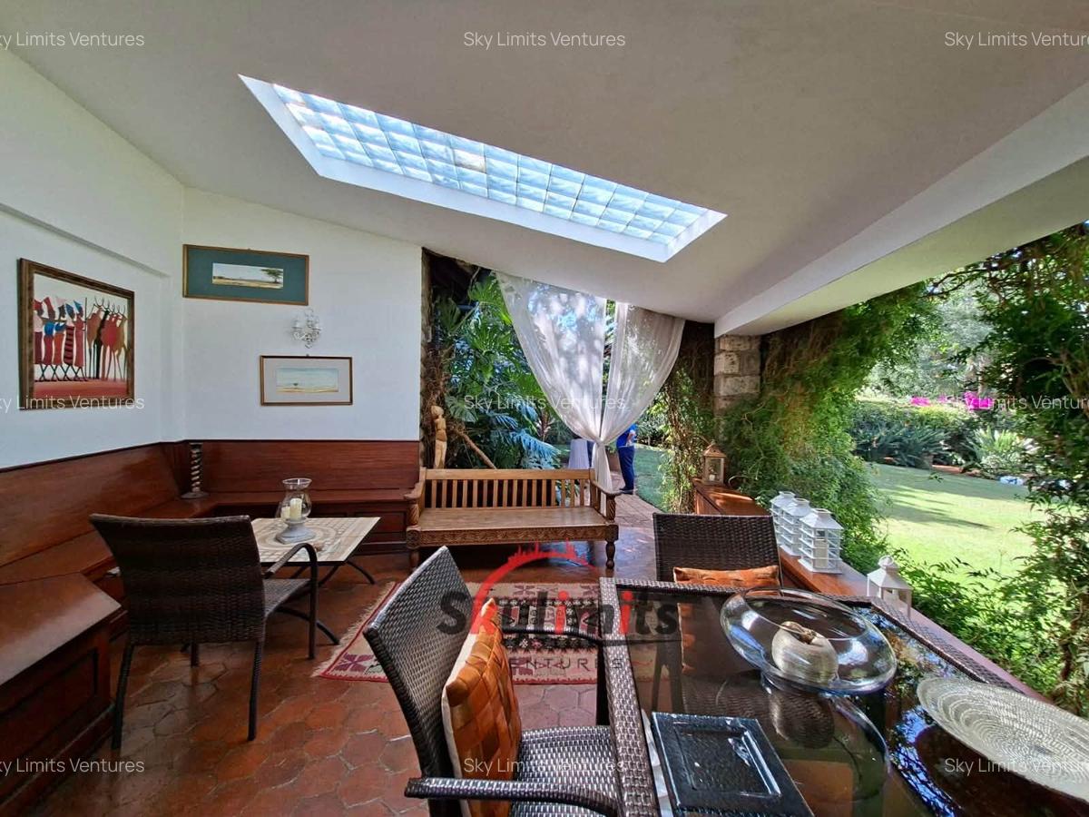1 Bed House with Swimming Pool in Rosslyn - 11