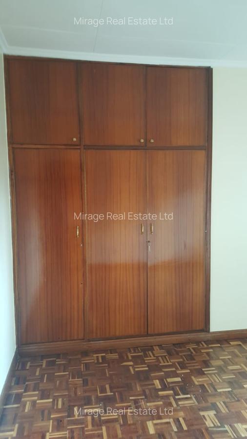 Commercial Property with Service Charge Included in Hurlingham - 13