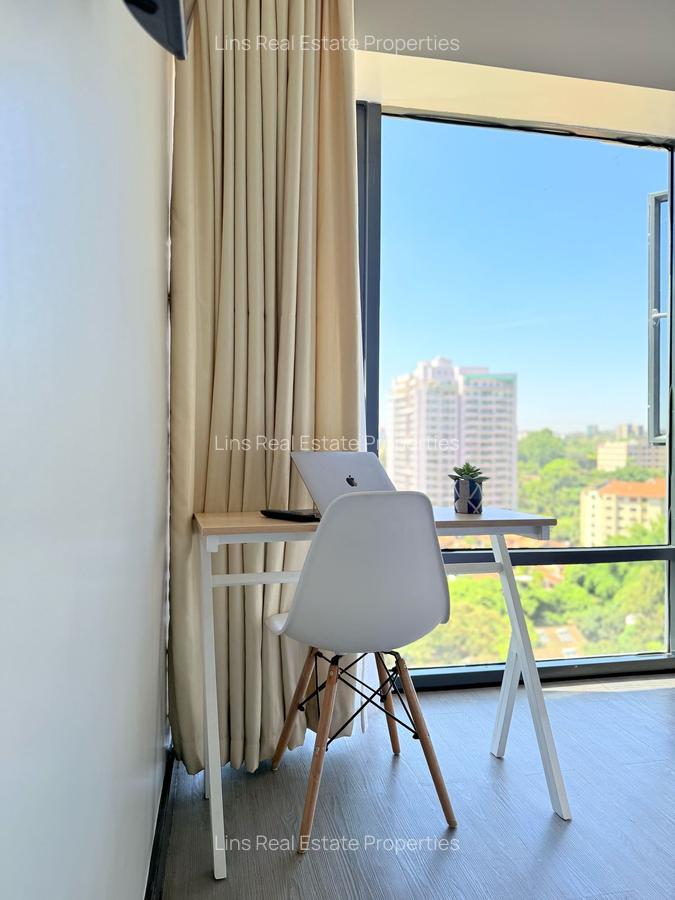 Serviced 2 Bed Apartment with En Suite in Westlands Area - 15