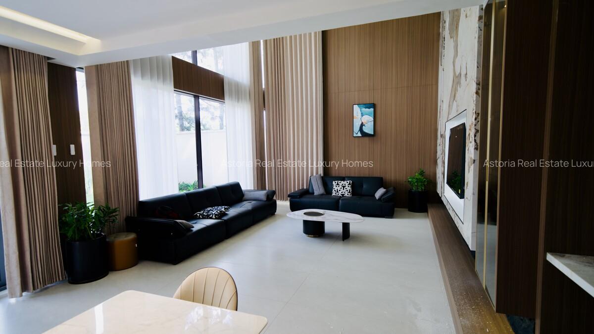 5 Bed Villa with En Suite at 2026-378 5 Bed - 8
