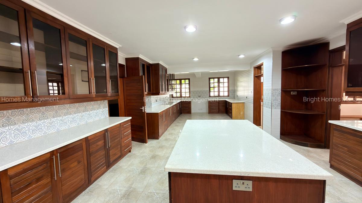 5 Bed Villa with En Suite in Thigiri - 16