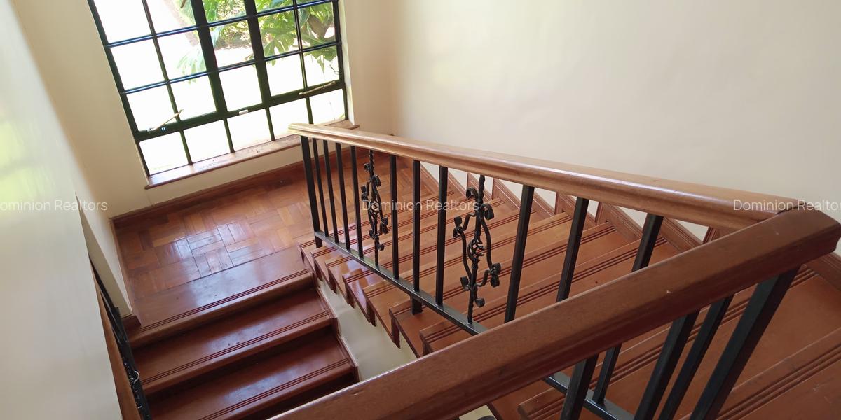 4 Bed Townhouse with En Suite at Mumwe Drive - 8