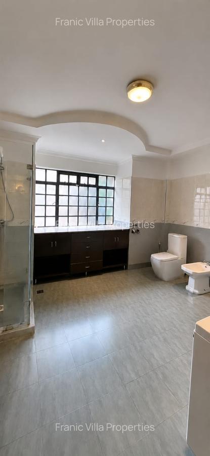 5 Bed Villa with En Suite at Kileleshwa - 10