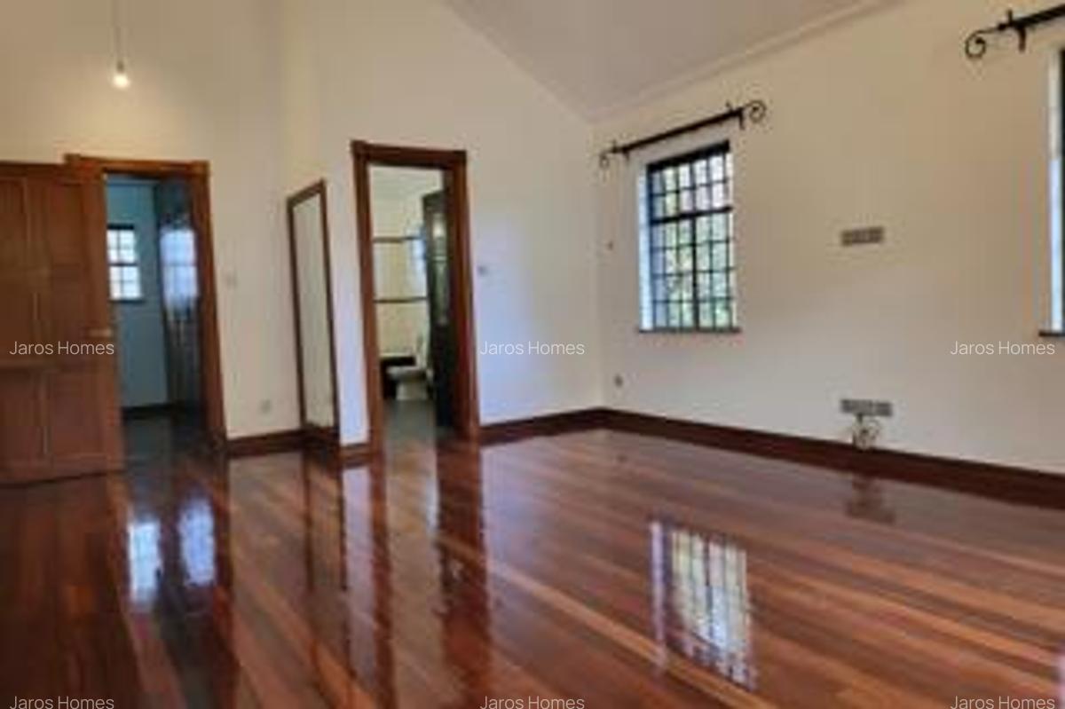 4 Bed Townhouse with En Suite at Peponi Road - 12