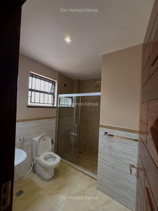 4 Bed Townhouse with En Suite at Lavington Green - 16