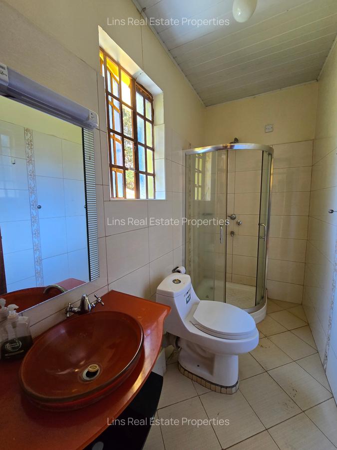 4 Bed House with En Suite in Runda - 16