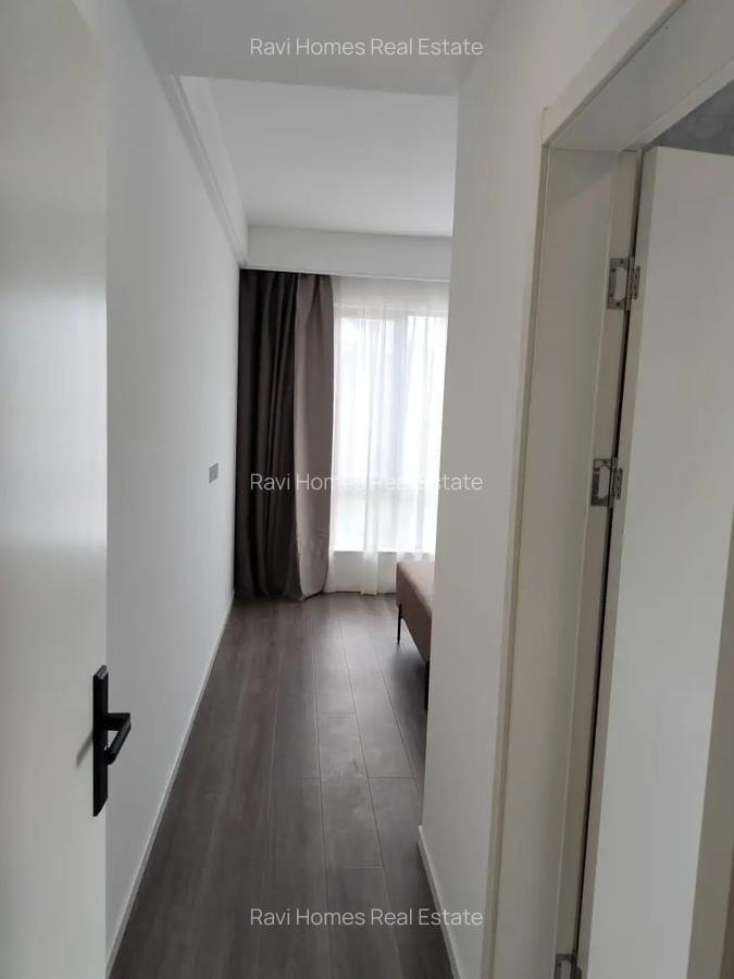 Studio Apartment with Swimming Pool at Wanyee Rd - 12