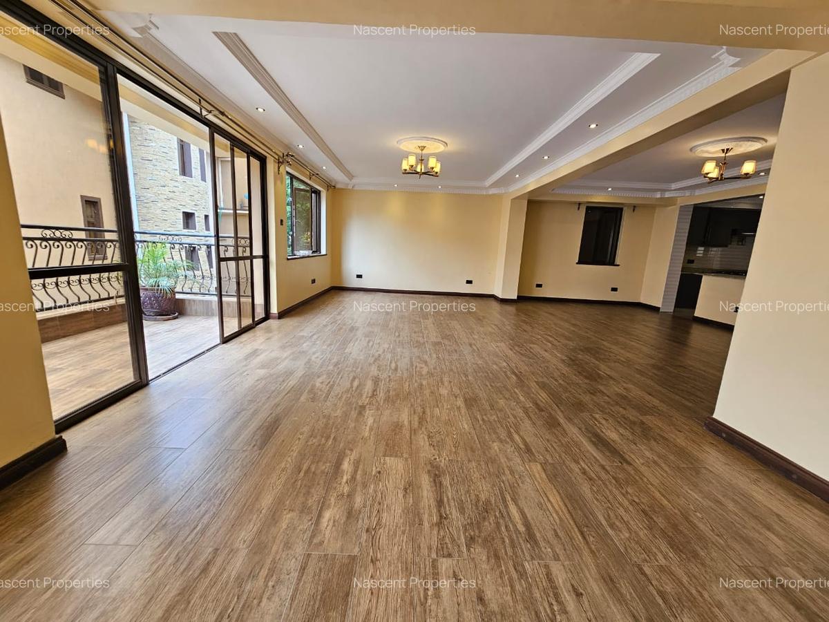 5 Bed Townhouse with En Suite in Lavington - 14