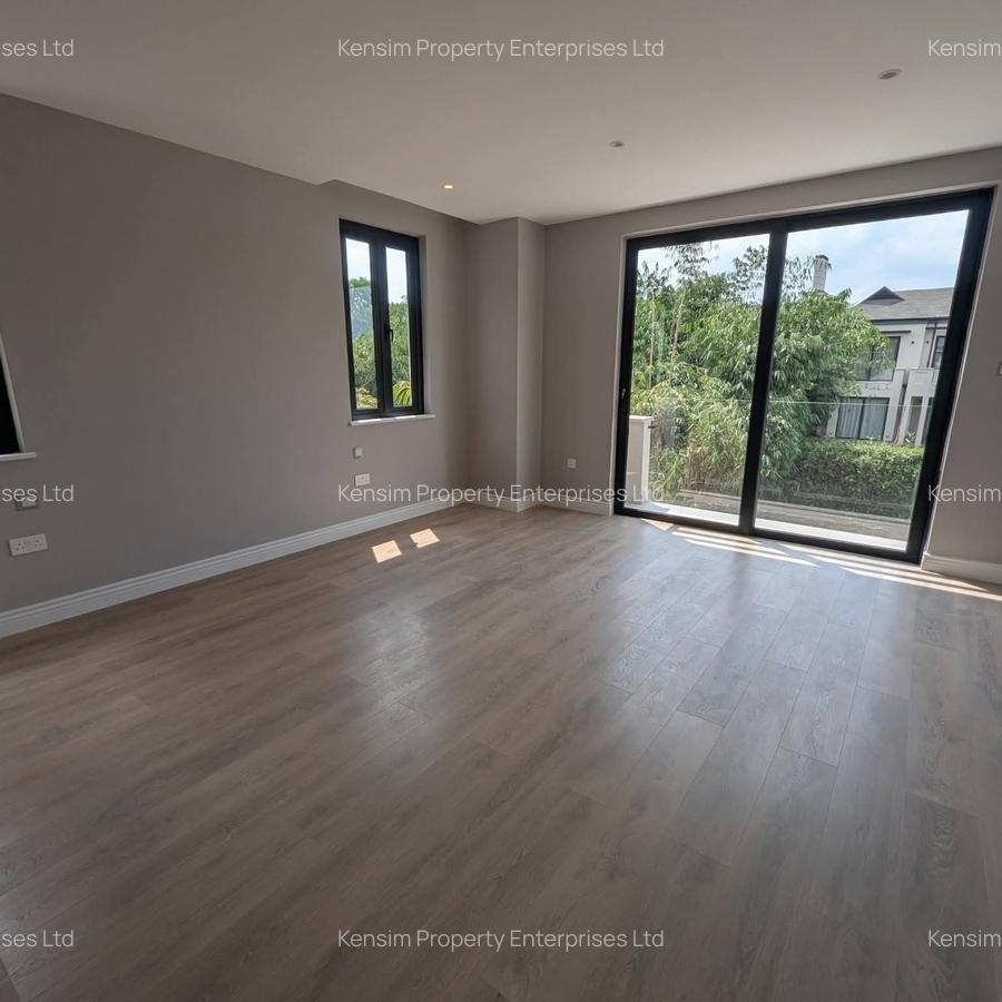4 Bed Townhouse with En Suite in Runda - 9