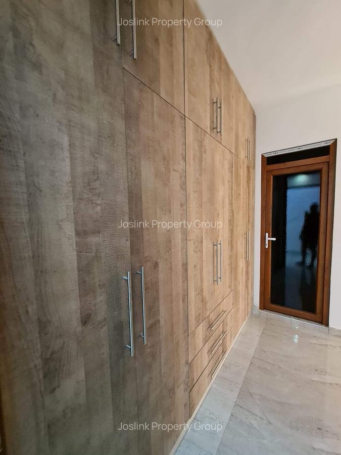 3 Bed Apartment with En Suite in Nyali Area - 11