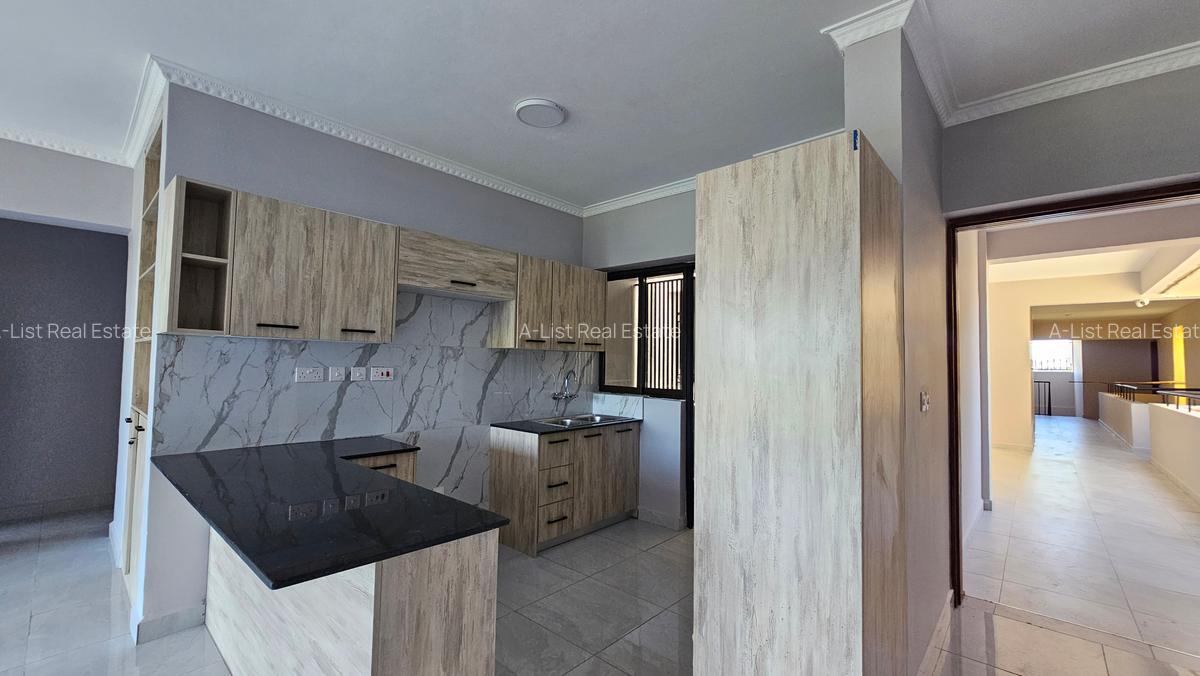 2 Bed Apartment with En Suite at Brookside Drive - 5