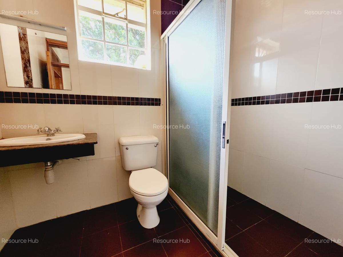 3 Bed Townhouse with En Suite at Peponi Road - 14