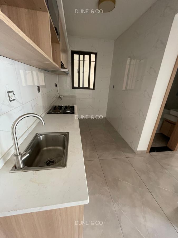 2 Bed Apartment with En Suite in Riverside - 10