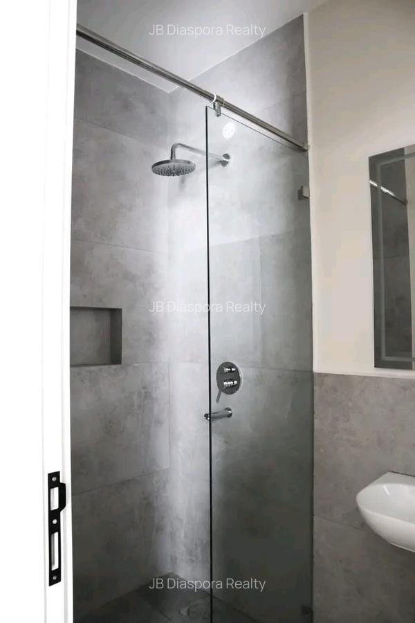 3 Bed Apartment with En Suite in General Mathenge - 13