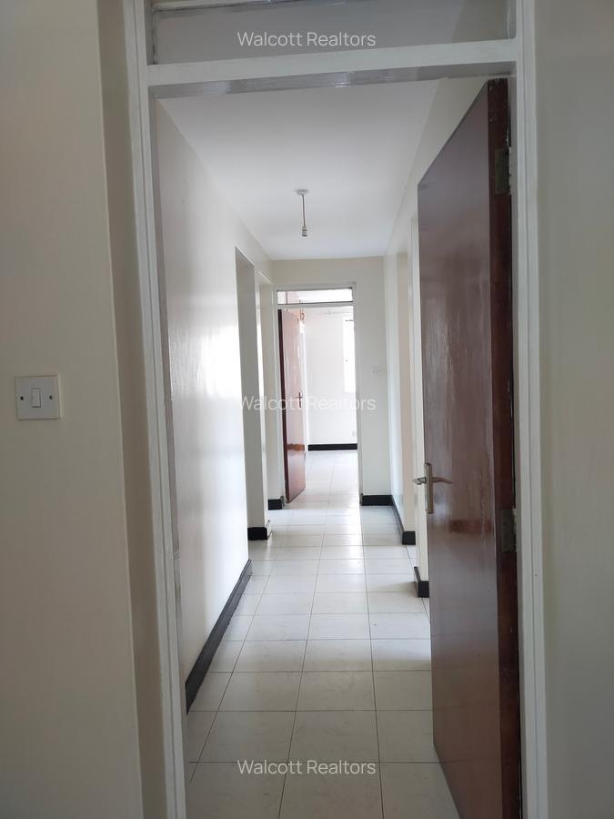 4 Bed Apartment with En Suite in Kilimani - 5