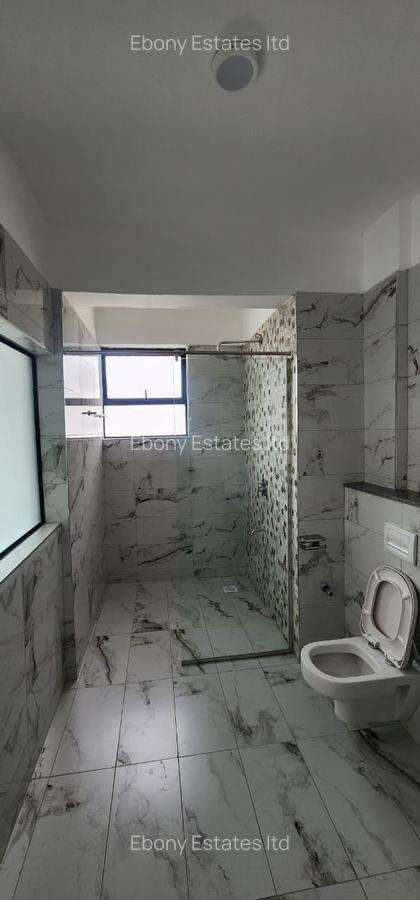 3 Bed Apartment with En Suite in Kilimani - 4