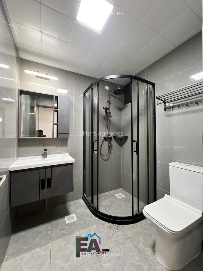 3 Bed Apartment with En Suite at Riverside Drive - 12