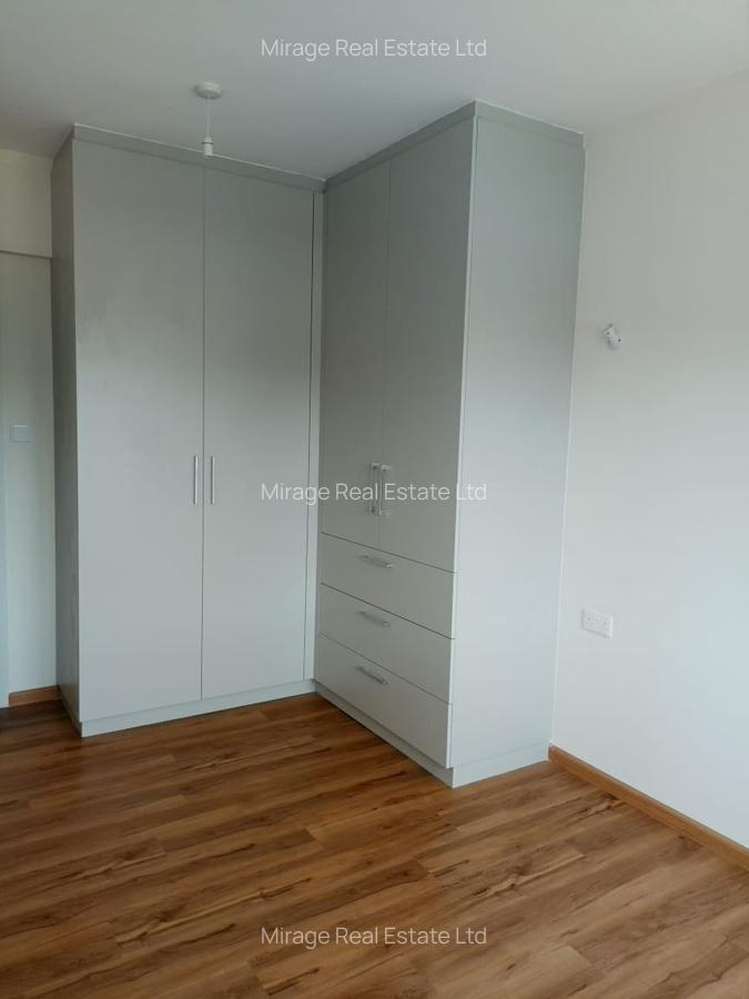 2 Bed Apartment with Swimming Pool in Garden Estate - 6