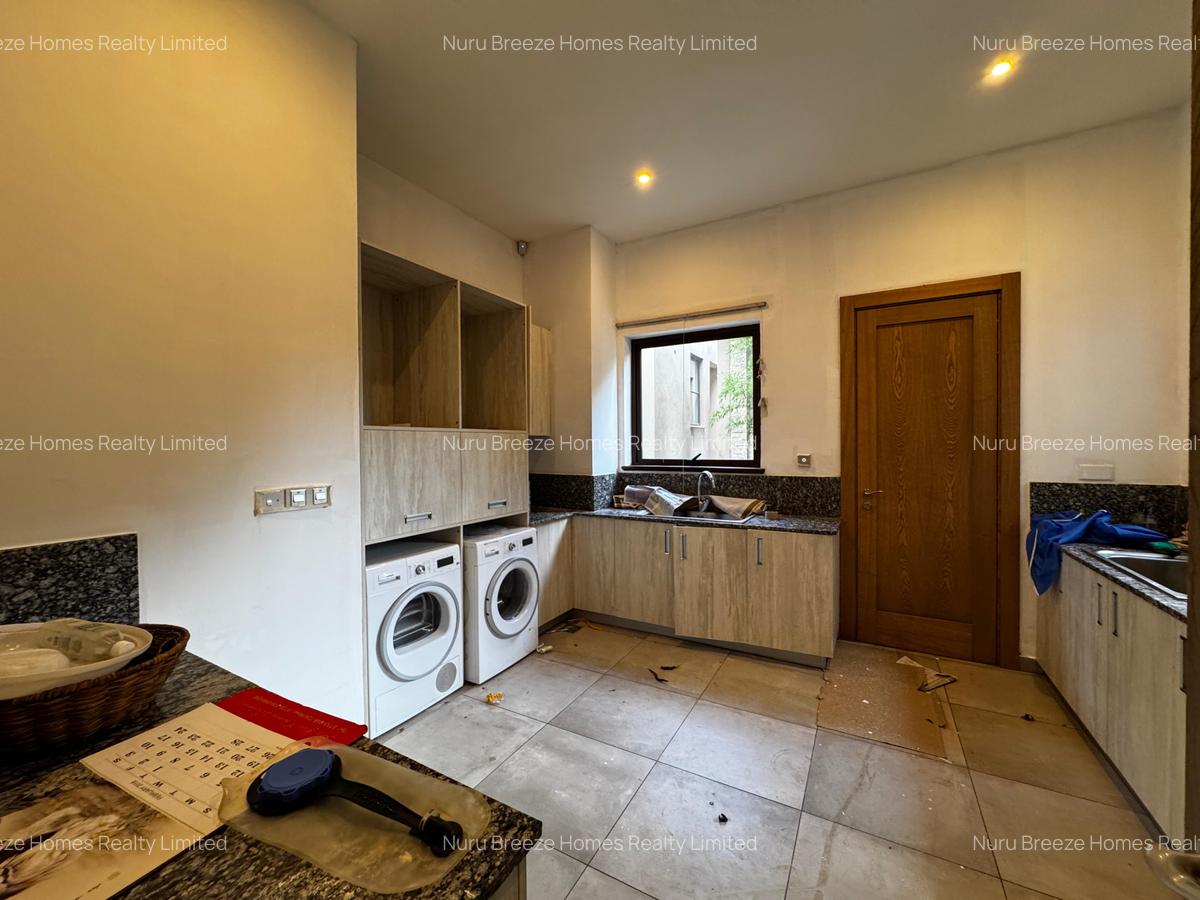 5 Bed Townhouse with En Suite in Lower Kabete - 18
