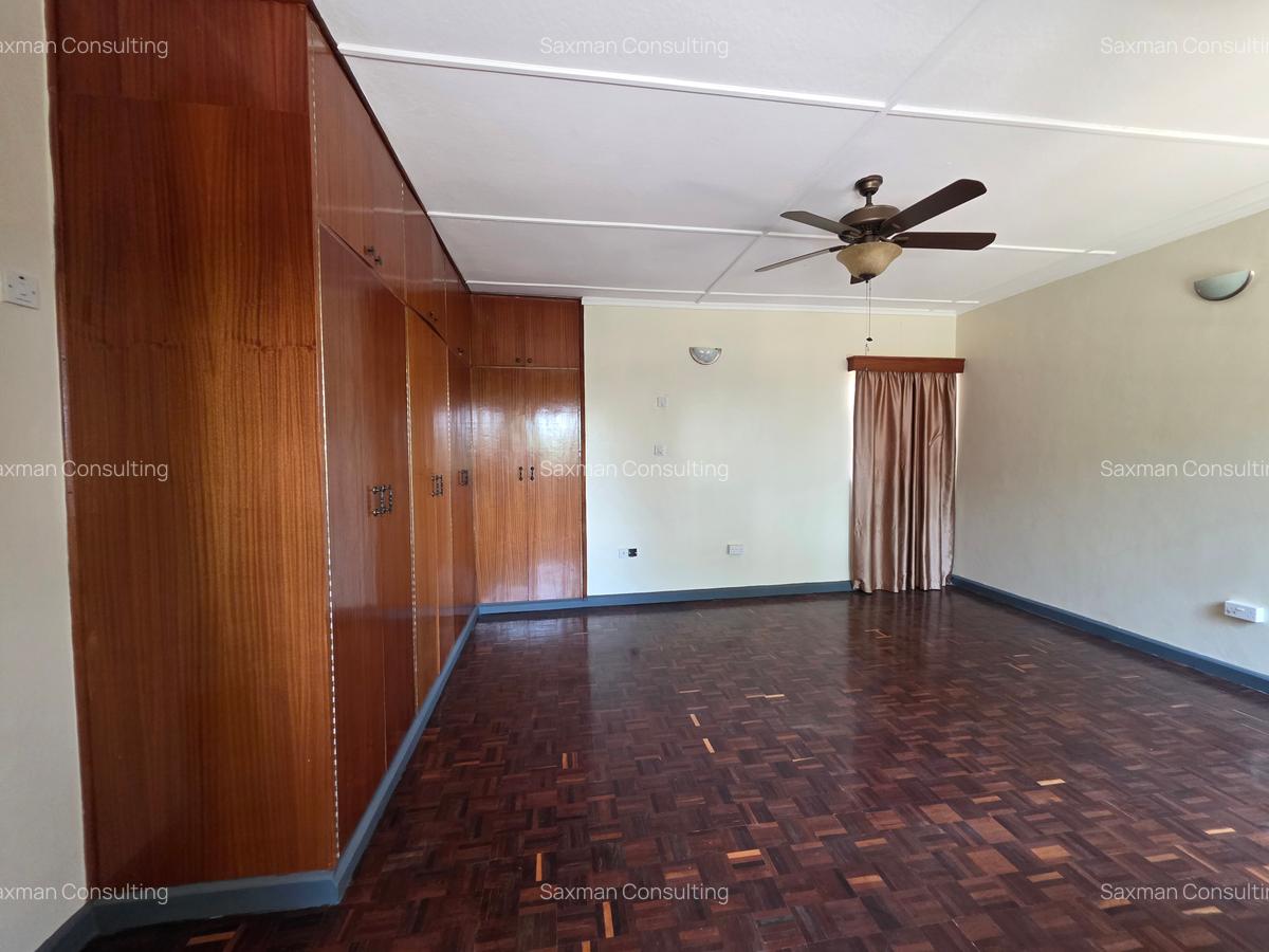 6 Bed House with Staff Quarters in Runda - 5