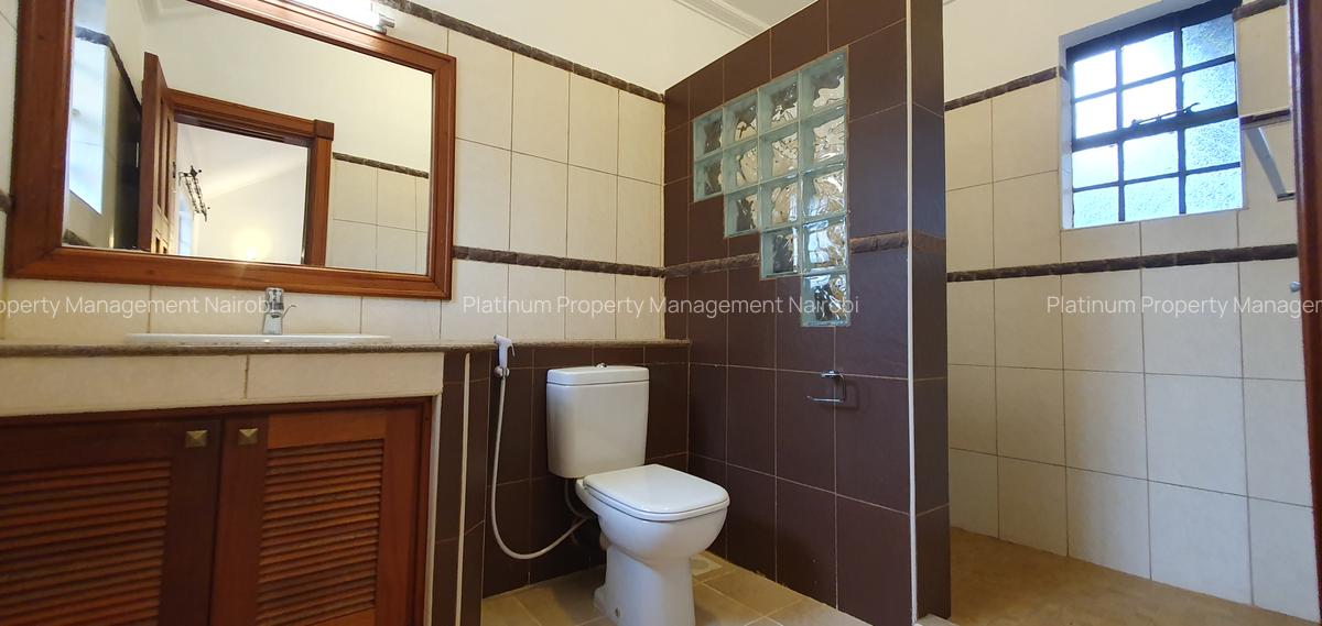 4 Bed House with En Suite at Peponi Rd - 12