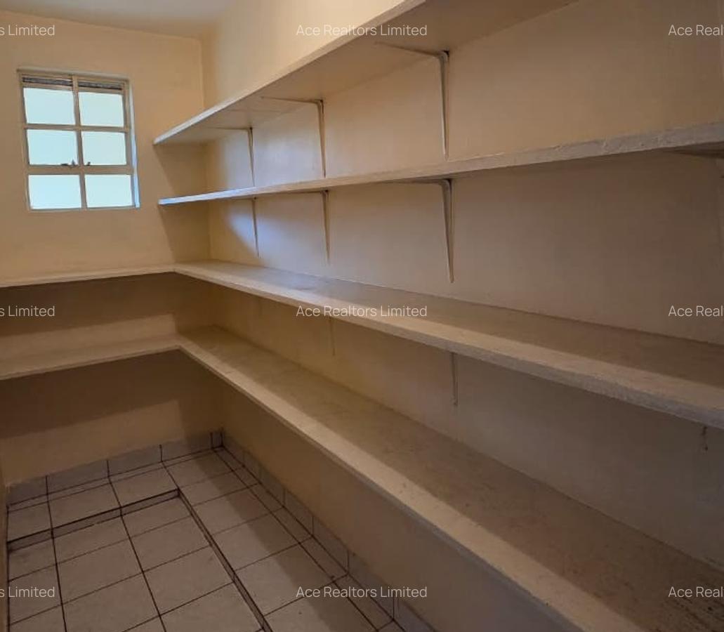 3 Bed Apartment with En Suite at 3Rd Parklands Nairobi - 6