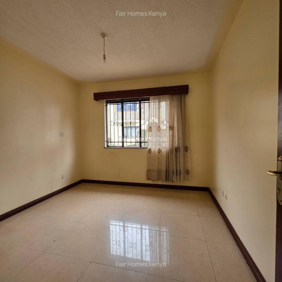 4 Bed Townhouse with En Suite at Grevilea Grove - 11