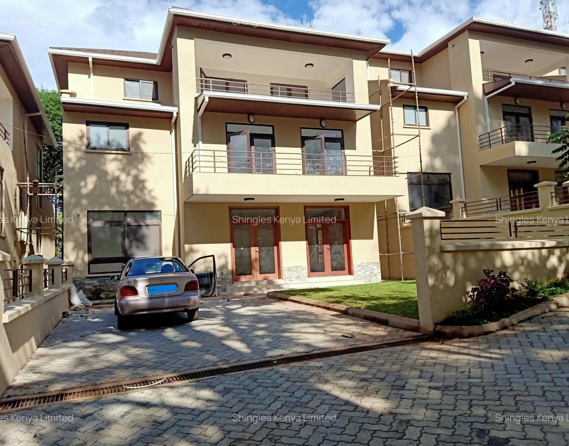 5 Bed Townhouse with En Suite at Njumbi Rd - 1