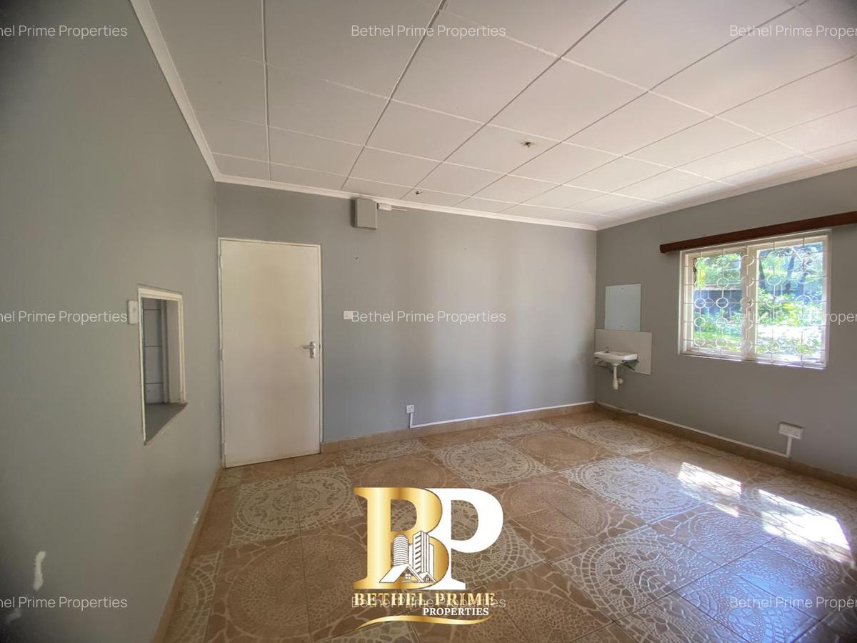 4 Bed House with Garden in Kyuna - 5
