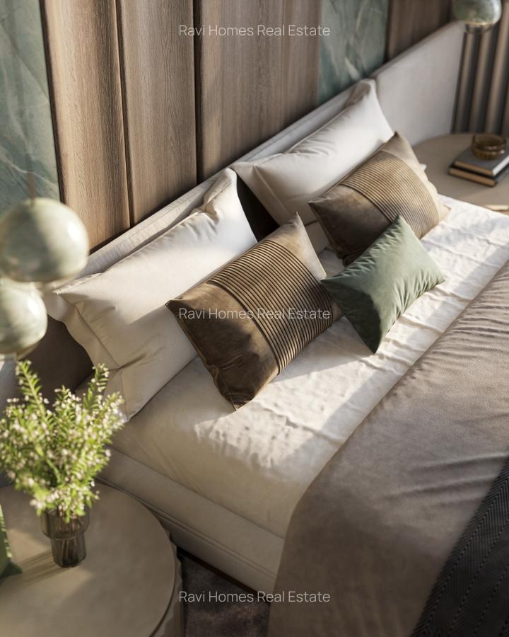 Serviced 2 Bed Apartment with En Suite at R - 19