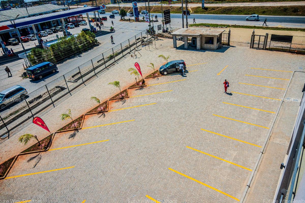 Commercial Property with Parking in Kitengela - 3