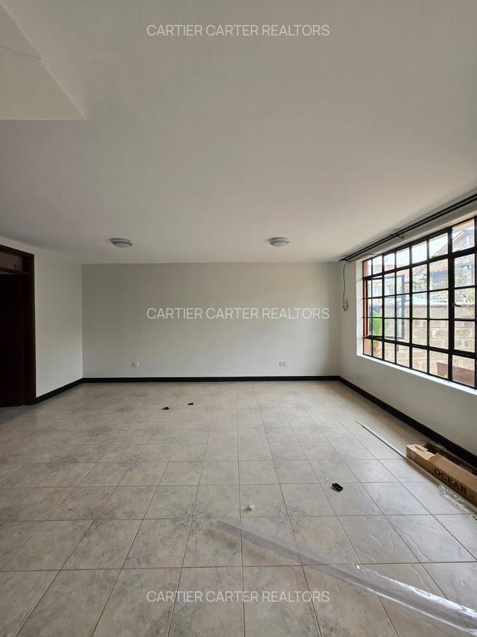 4 Bed Townhouse with En Suite at Ruby Flats Estate - 3