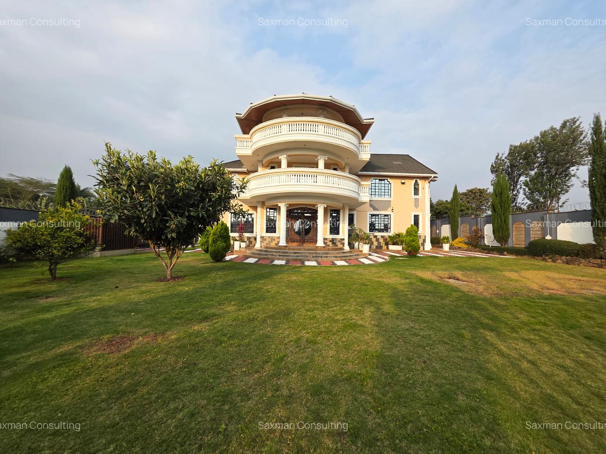 6 Bed House with En Suite in Runda - 5