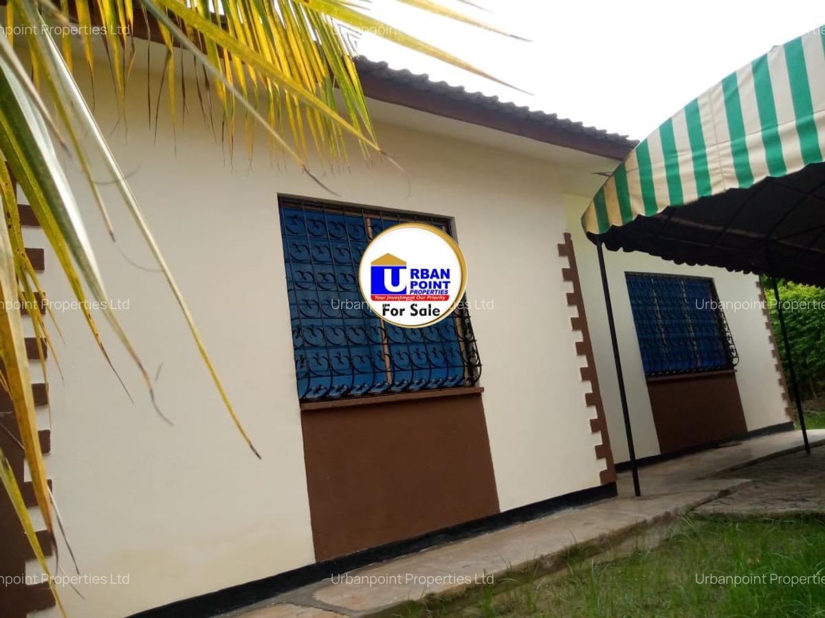 2 Bed House with En Suite at Mtamboni - 8