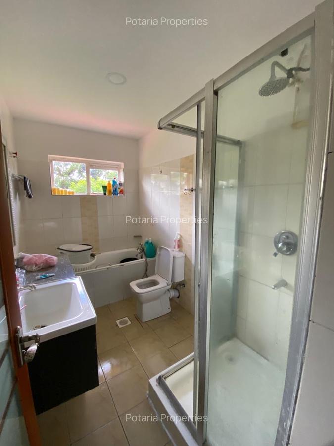4 Bed House with Garden in Runda - 6