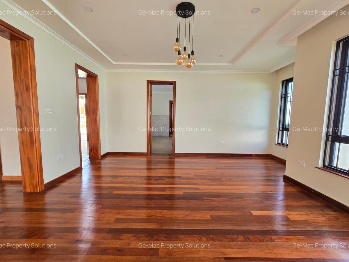 6 Bed House with En Suite in Loresho - 5