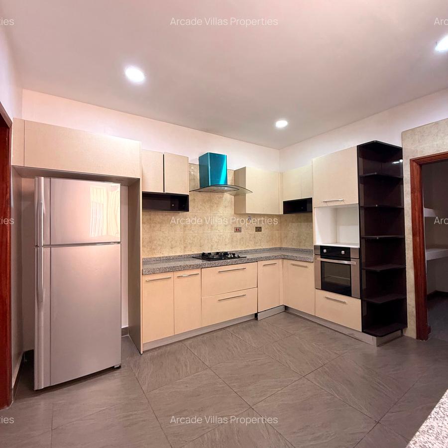 Serviced 3 Bed Apartment with En Suite in Lavington - 10