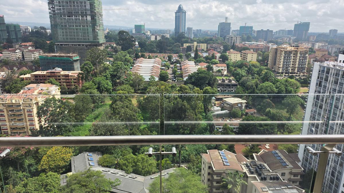 Serviced 3 Bed Apartment with En Suite at Riverside Drive - 12
