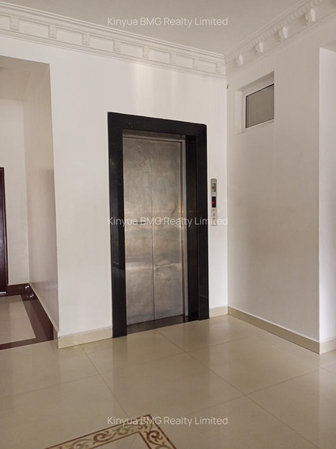 Serviced 3 Bed Apartment with En Suite in Nyali Area - 9