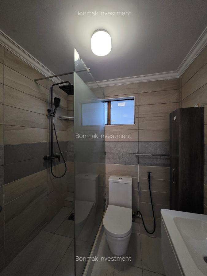 4 Bed Townhouse with En Suite at Lavington-Valley Arcade - 16
