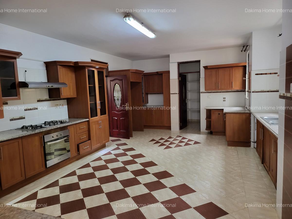 4 Bed House with En Suite in Thigiri - 2