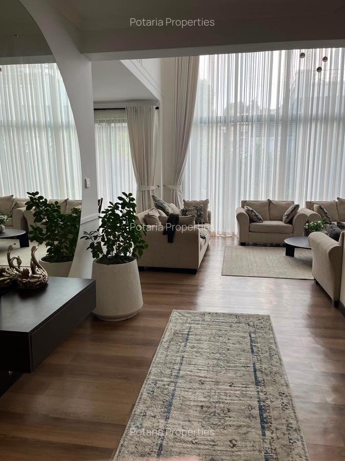 4 Bed Townhouse with En Suite in Kitisuru - 16