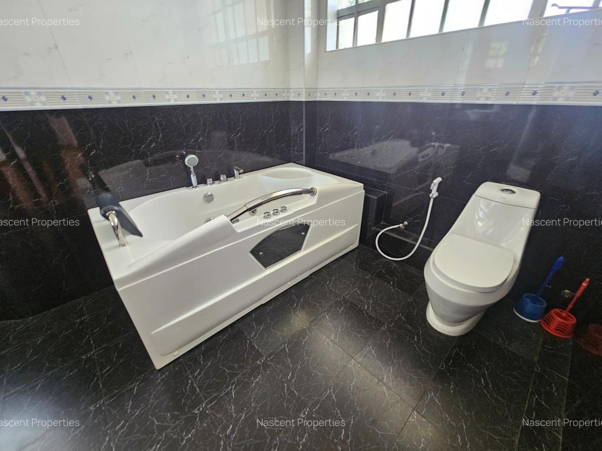 5 Bed House with En Suite in Nyari - 20