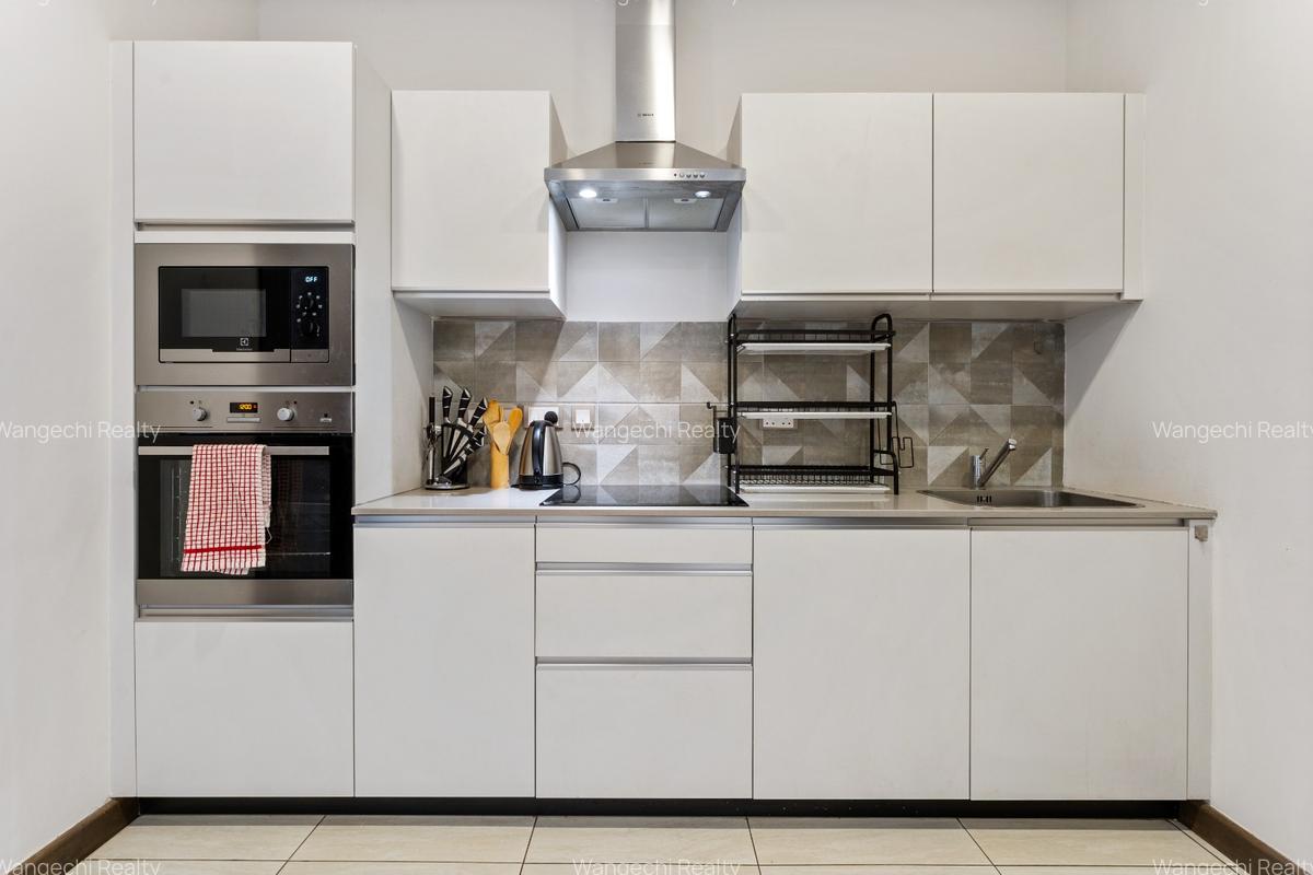 Serviced 1 Bed Apartment with En Suite in Westlands Area - 10