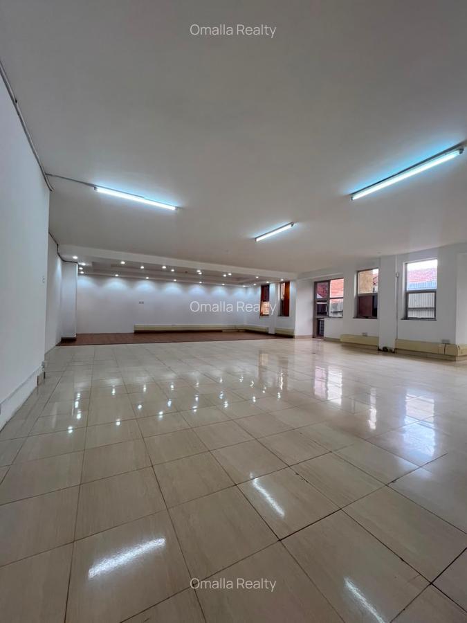 4,000 ft² Commercial Property with Service Charge Included in Westlands Area - 6
