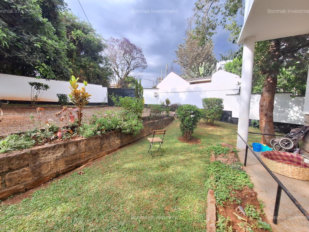 3 Bed Townhouse with En Suite at Lavington Green - 13