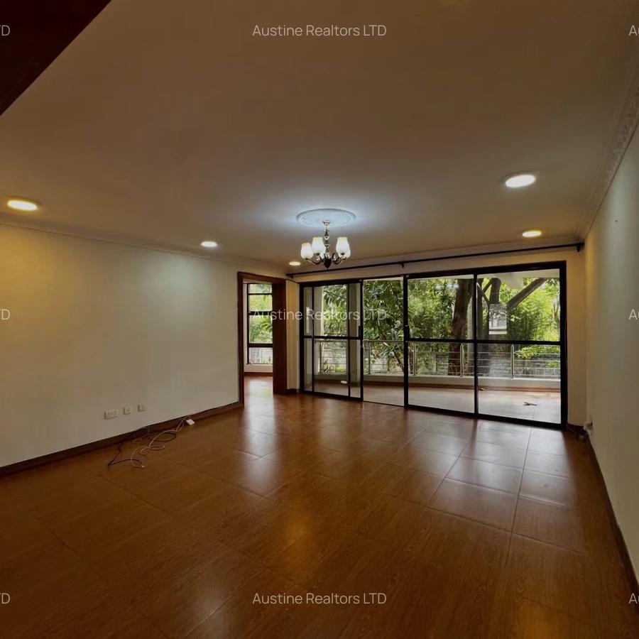 4 Bed Villa with En Suite in Lavington - 18